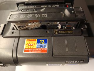 Cámara de video Sony Handycam CCD-TRV15E