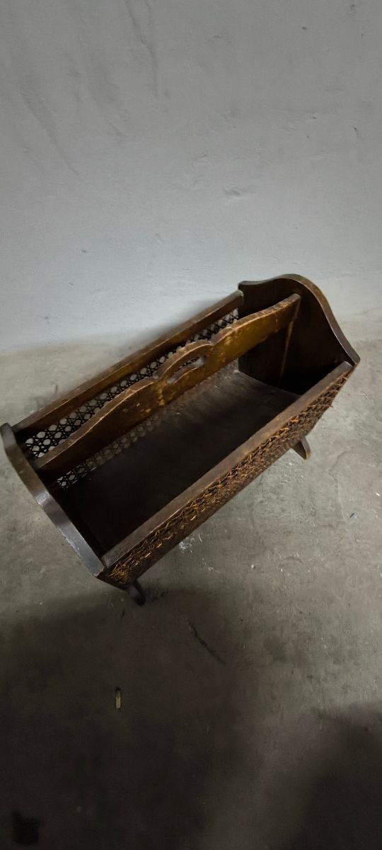 Revistero vintage madera