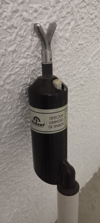 Detector de tensión pértiga 
