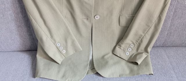 Traje Chaqueta mujer verde de primavera. Marca.