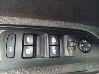 Peugeot 5008 1.5 BLUEHDI ACTIVE - 5 ASIENTOS