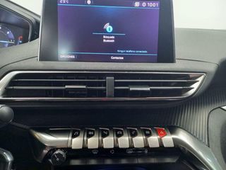 Peugeot 5008 1.5 BLUEHDI ACTIVE - 5 ASIENTOS
