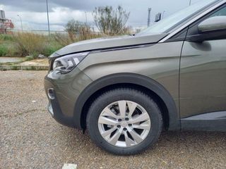 Peugeot 5008 1.5 BLUEHDI ACTIVE - 5 ASIENTOS