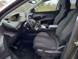 Peugeot 5008 1.5 BLUEHDI ACTIVE - 5 ASIENTOS