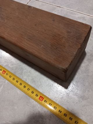 Mesa de comedor extensible.