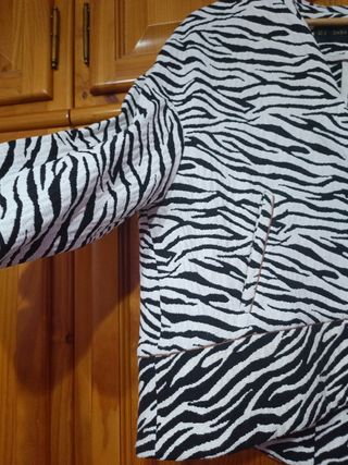Chaqueta zara talla XL, Nueva