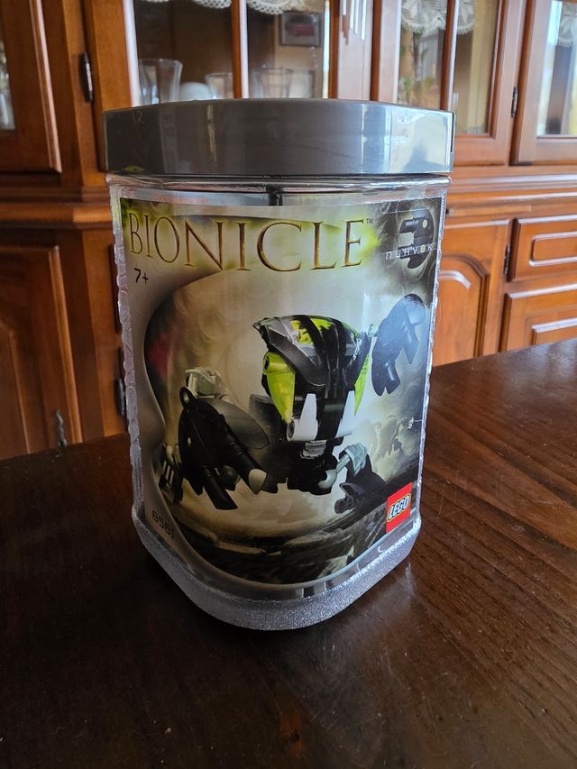 Lego Bionicle Nuhvok n. 8561