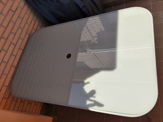 Mesa para terraza jardín metálica y de cristal