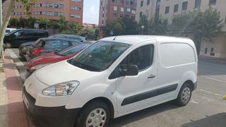 Peugeot e-Partner 2012