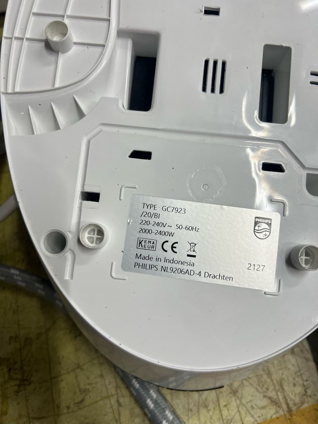 Philips eletronico ad acqua continua e a vapore.