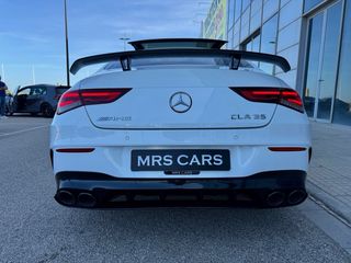 Mercedes-Benz CLA35 AMG PERFORMANCE