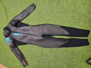 Neoprene, neopreno.