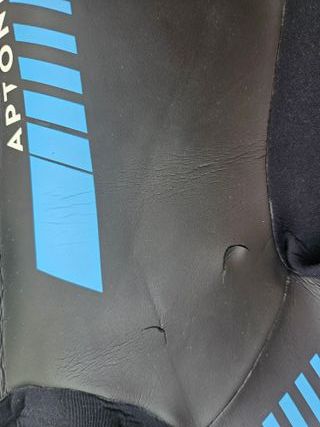 Neoprene, neopreno.