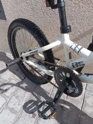 Bicicleta MONTY JUMP BMX