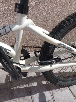 Bicicleta MONTY JUMP BMX