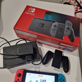 Se vende consola Nintendo Switch 