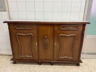 Comoda antigua de madera