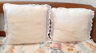 2 Cojines Vintage Crochet Artesanales
