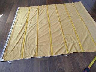 Estor amarillo tela