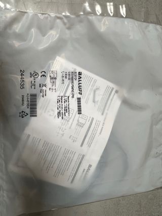 Sensor de proximidad capacitivo rectangular