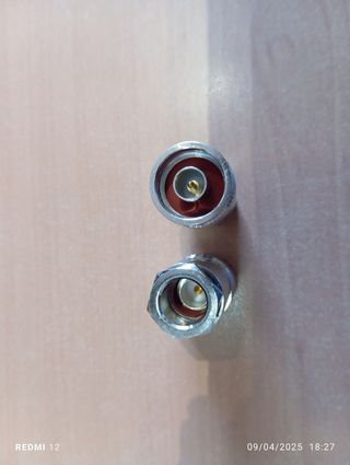 Amplificador repetidor de  cobertura móvil. UMTS