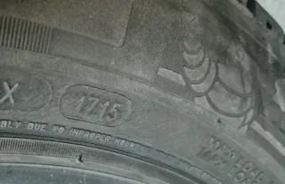 VENDO 2 NEUMATICOS 205 65 16 C