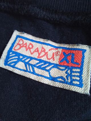 Camiseta "Trisquel" negra de manga larga de Barabú