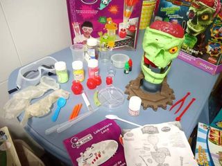 Dos juegos de laboratorio loco 