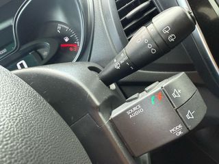 RENAULT Captur Zen TCe 66kW (90CV) -18