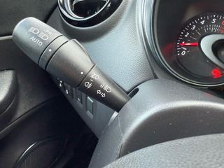 RENAULT Captur Zen TCe 66kW (90CV) -18