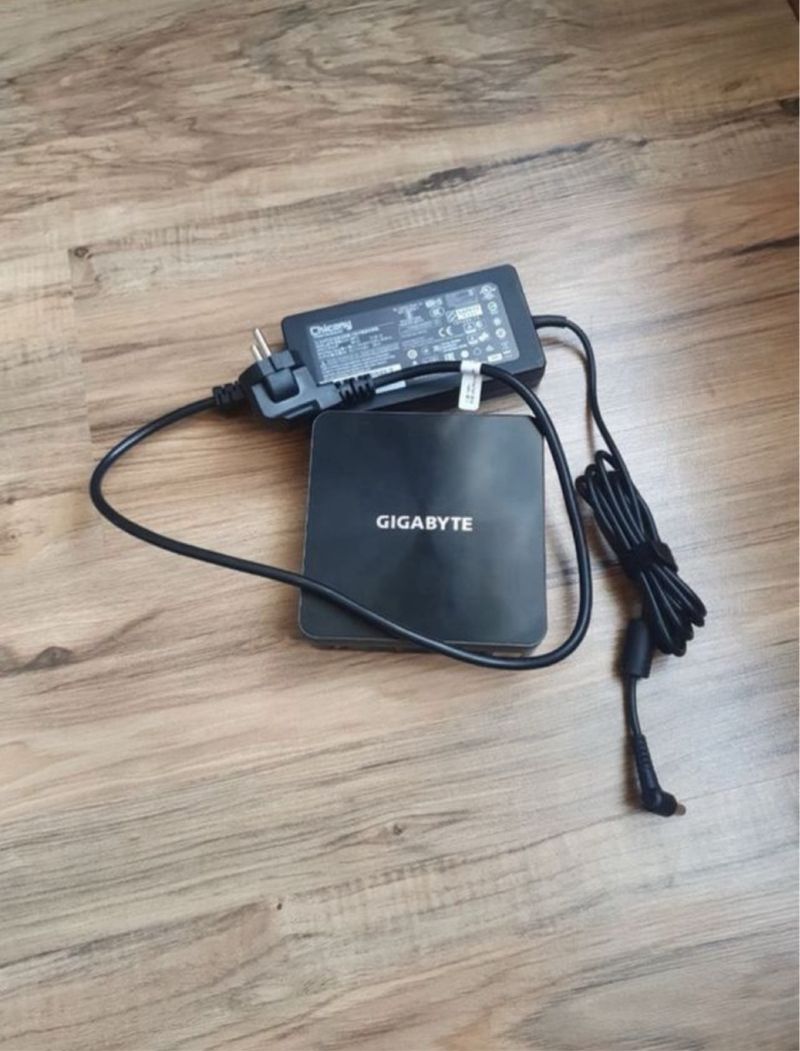 Mini PC Gigabyte GBBRi5 afbeelding 7