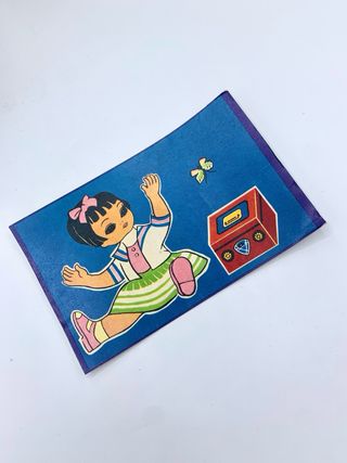 Grazioso salvadanaio vintage in latta