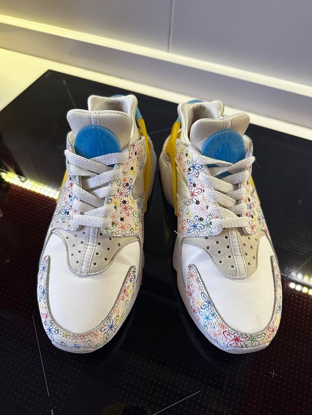 Nike Huarache Flores