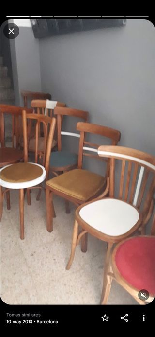 Sillas tipo  thonet y otras mocholi antigüas de lo