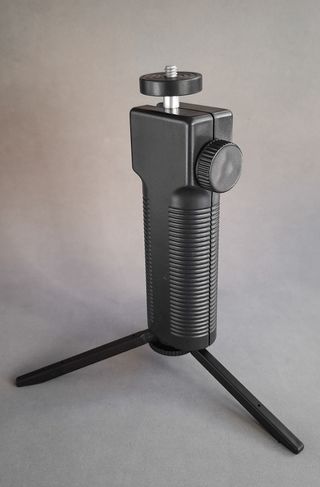 GRIP Y MINI TRÍPODE FOTOGRÁFICO