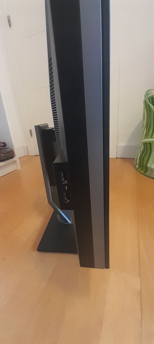 Monitor Dell 22 y teclado