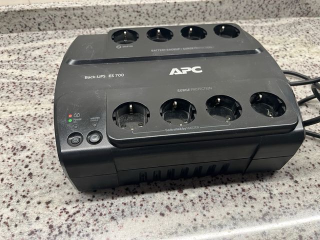 SAI APC Backup Es 700