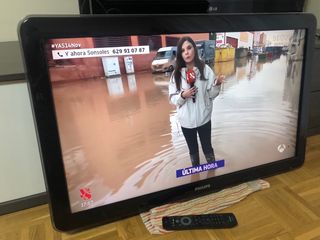 TV philips 37”
