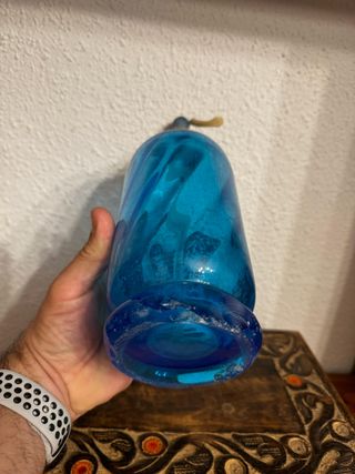 Sifón antiguo de vidrio azul
