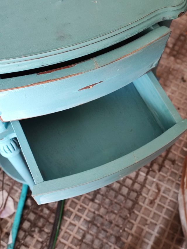 Mobile ausiliario blu turchese