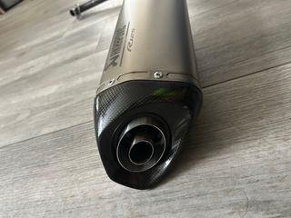 Akraprovic linea completa 125cc PRECIO NEGOCIABLE!