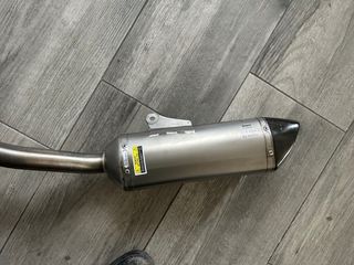 Akraprovic linea completa 125cc PRECIO NEGOCIABLE!