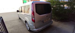 Ford Grand Tourneo Connec 2014
