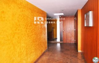 Piso en venta en Salatar en Roses