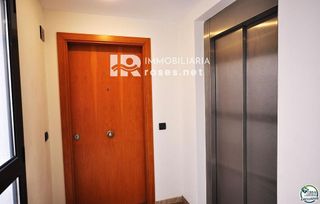 Piso en venta en Salatar en Roses