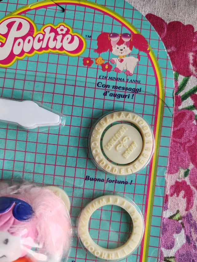 Poochie Mattel timbrino