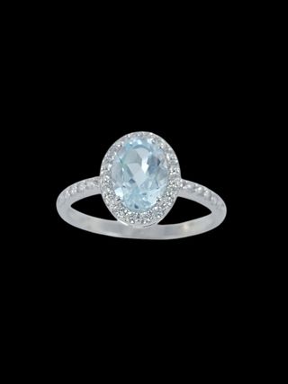 Anillo oro 18k. Belleza atemporal.