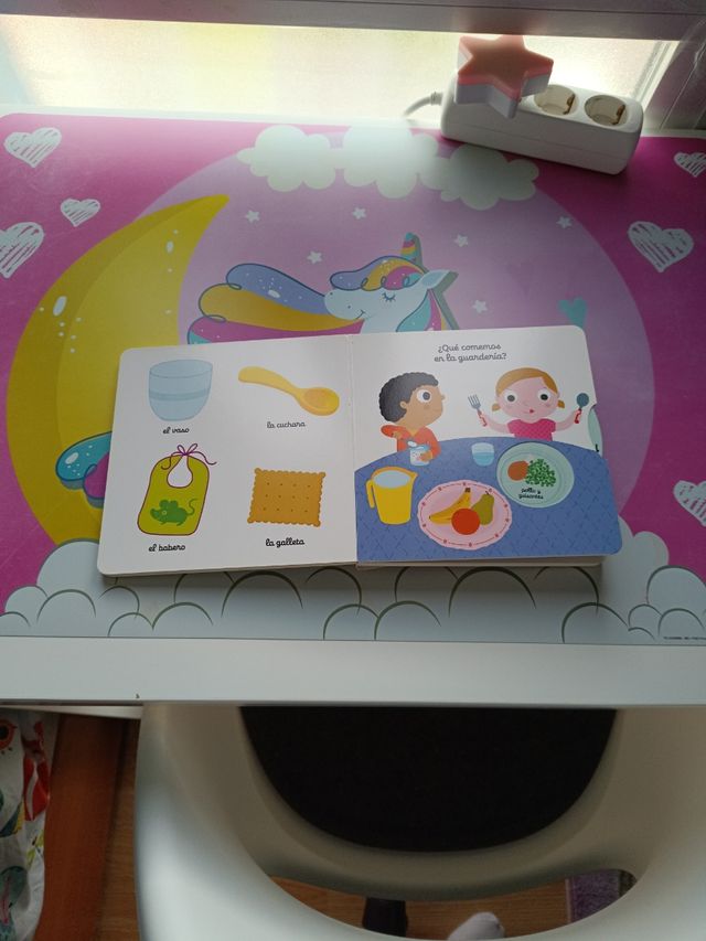 El pequeño libro de la guardería