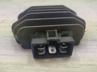 Regulador corriente piaggio x8 x evo 125 250