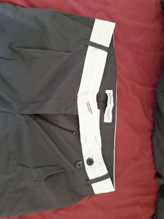 Pantalón ancho nuevo